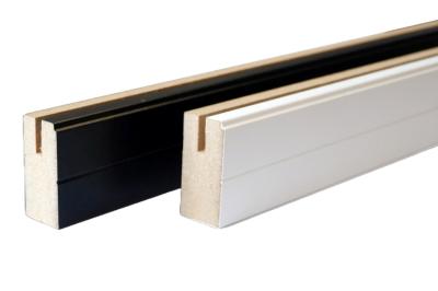 Montageleisten MDF ummantelt 45/22 Menge = 2,4m1 (Bund à 10 Stück) Schwarz ca RAL 9005 Bund a 24 m1